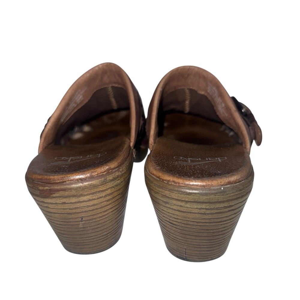 Dansko Brown Leather Braided Buckle Clogs‎ Mules Faux Wood Grain Heel Women's 39 - Picture 7 of 10